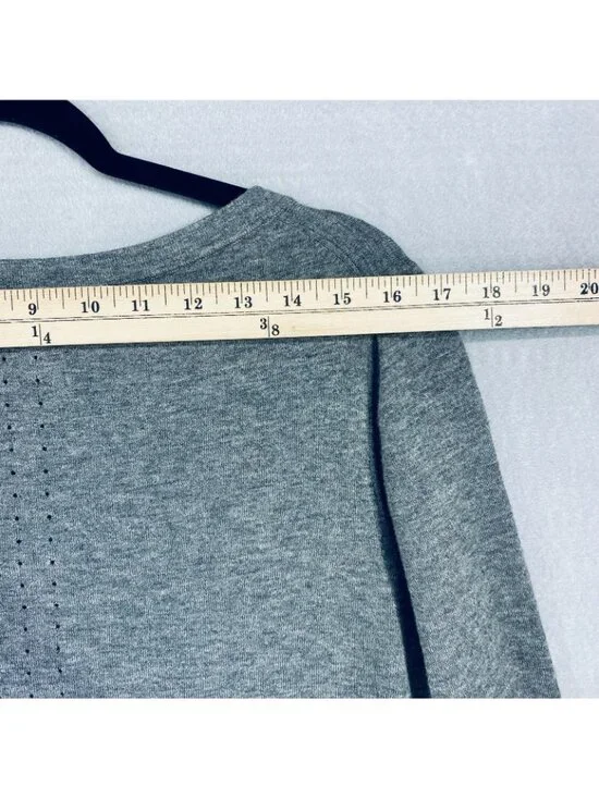 Title Nine Sweater Womens M Gray Merino Wool Blend Pullover Casual Knitwear - Picture 7 of 11